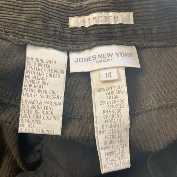 🚨MUST GO🚨 VTG dark forest green corduroy pants - Picture 5 of 5